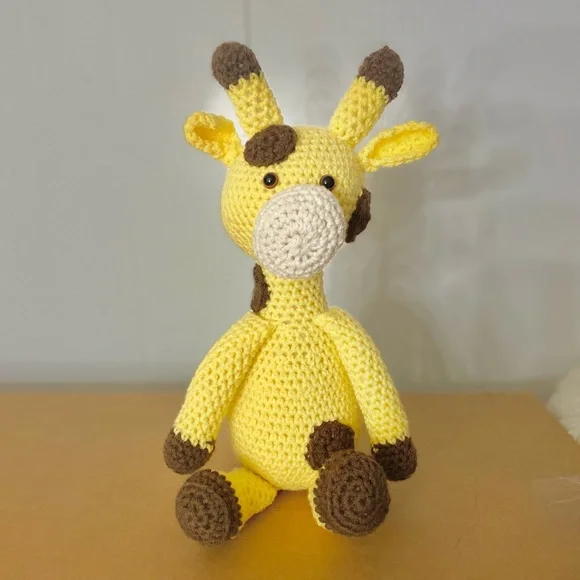 Made to Order- crochet giraffe amigurumi - Picture 2 of 7